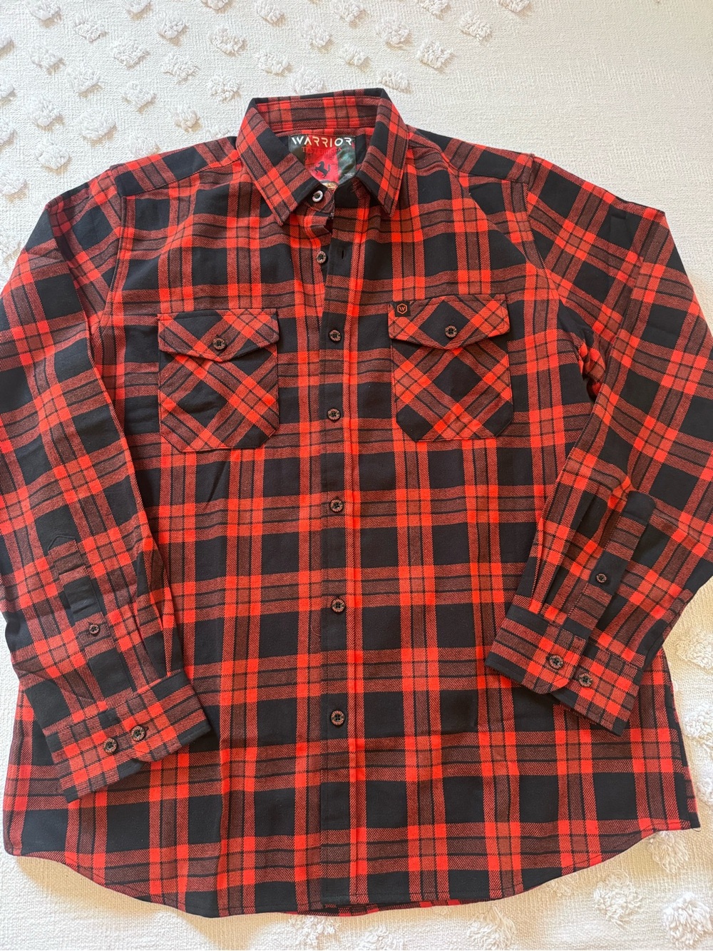 NWT-Warrior button down red black plaid flannel  SZ L